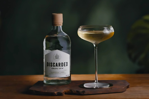 Discarded Grape Skin Martini Recept