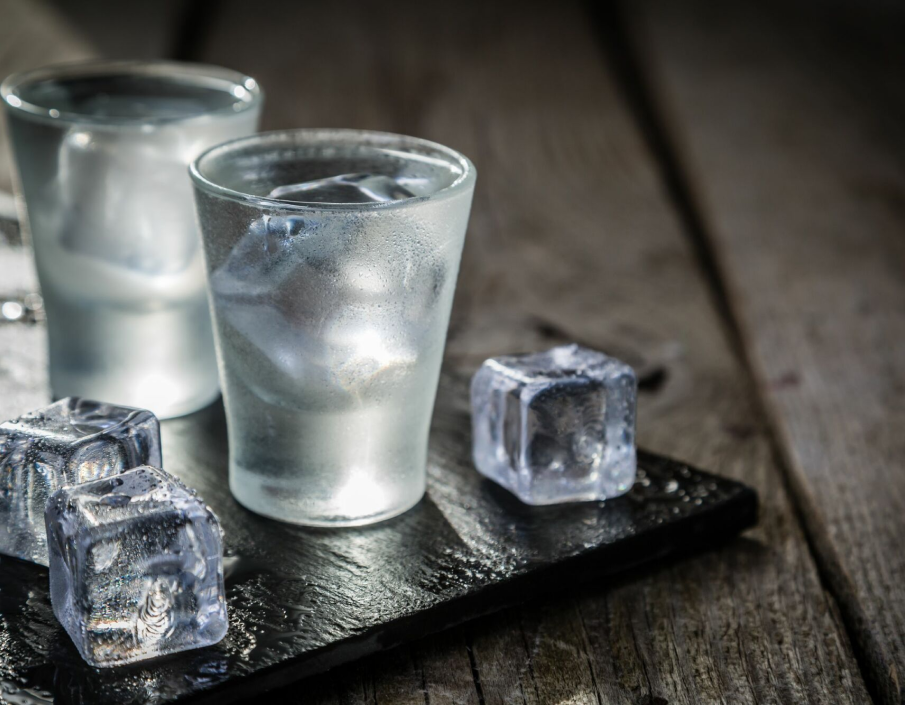 Wat is het verschil tussen wodka, jenever en gin?